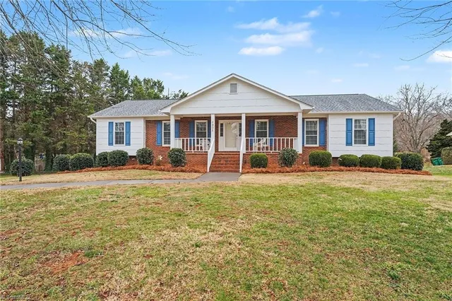 $530,000 | 6905 Crandall Court, Clemmons, NC 27012