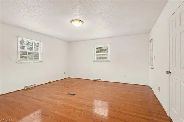 $530,000 | 6905 Crandall Court, Clemmons, NC 27012