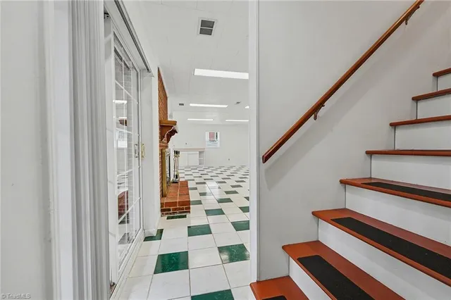 $530,000 | 6905 Crandall Court, Clemmons, NC 27012