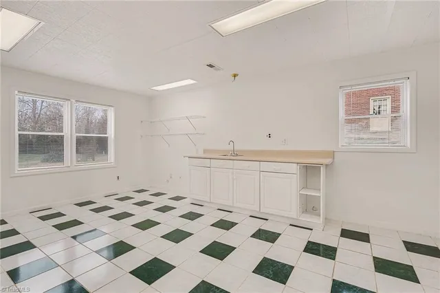 $530,000 | 6905 Crandall Court, Clemmons, NC 27012