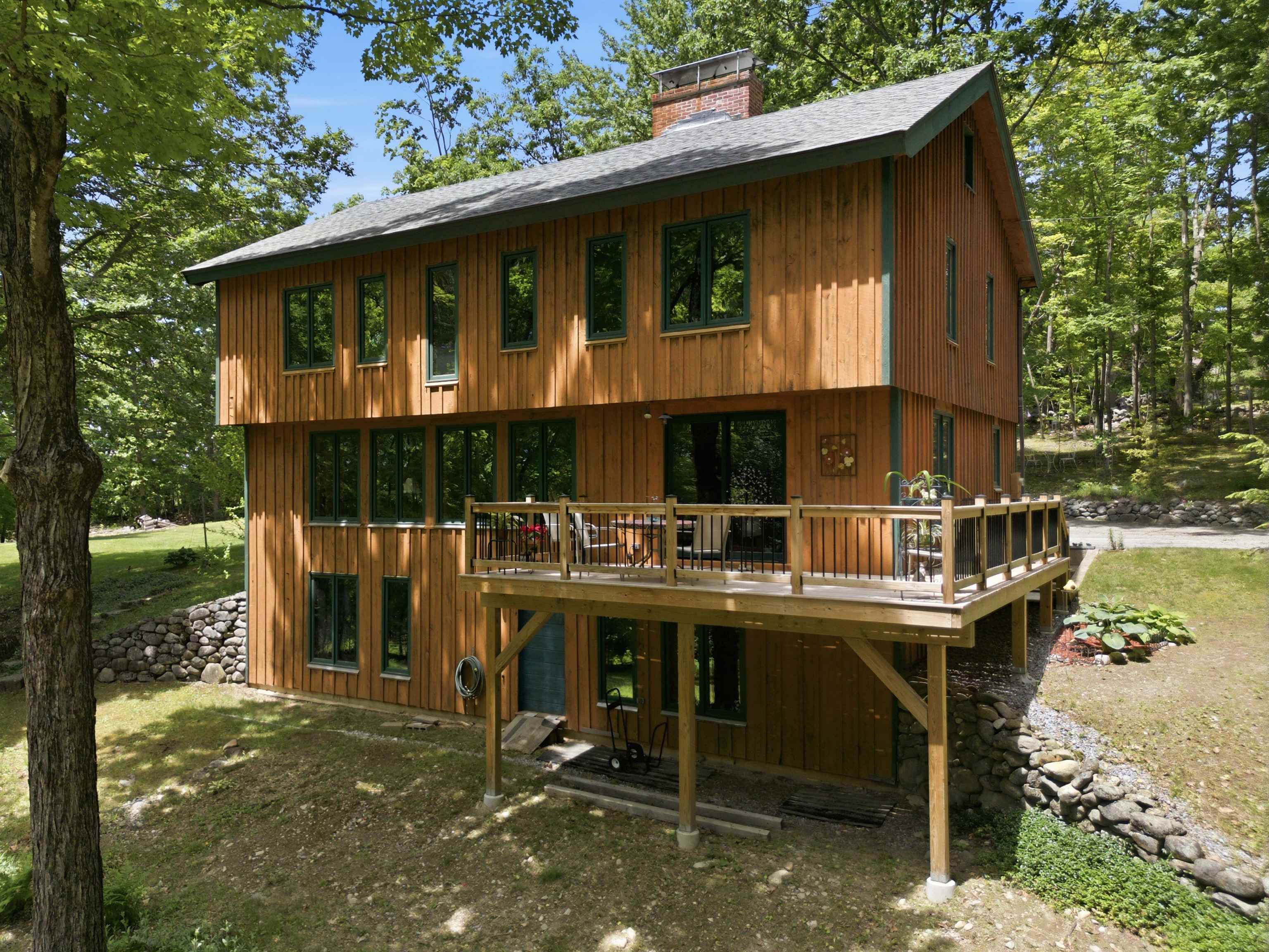 850 Concord Stage Road Weare, NH 03281 - Photo 3 of 44