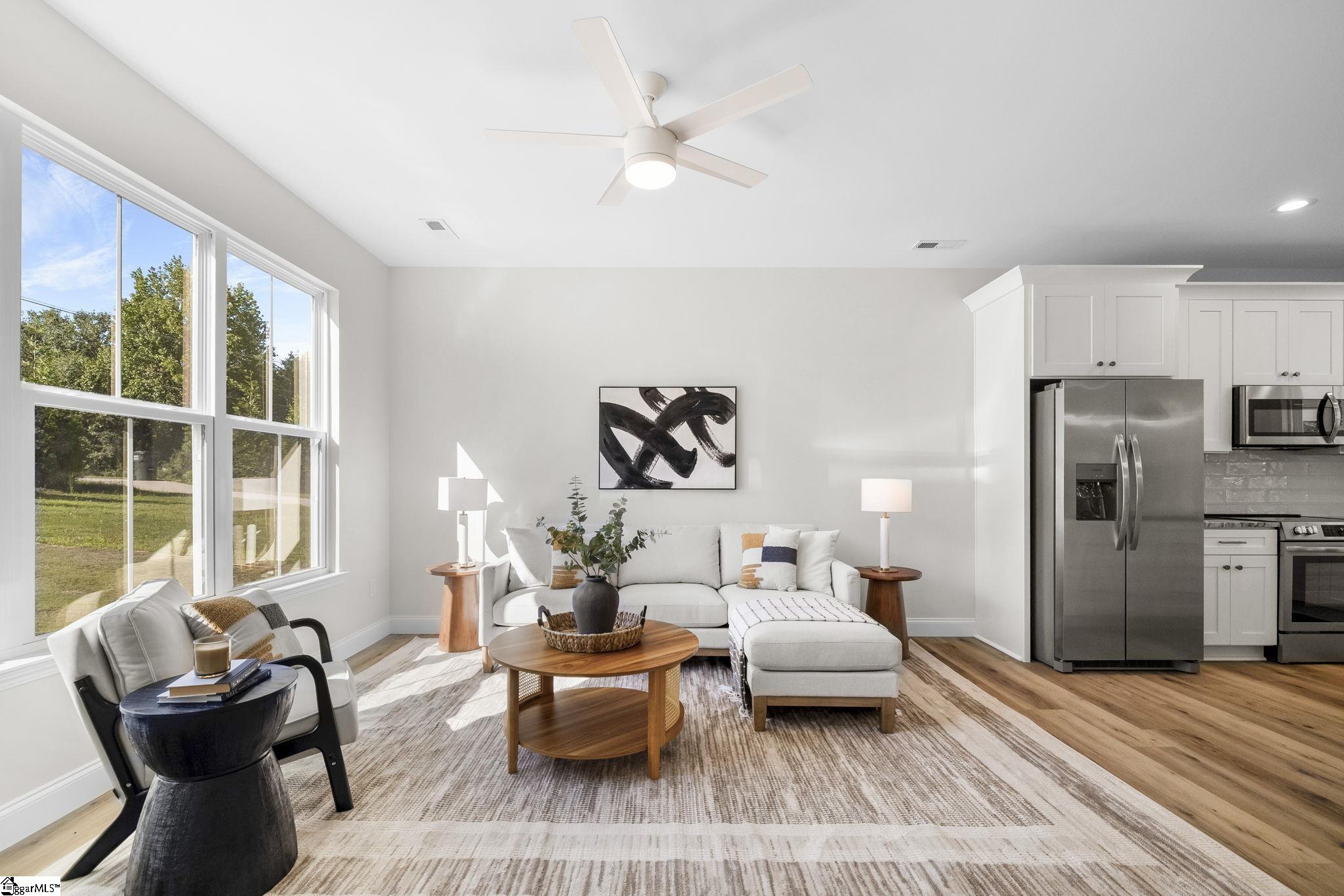 910 Alexander Road Greer, SC 29650 - Photo 2 of 22