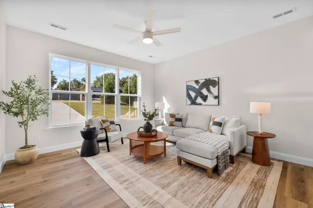 $309,900 | 910 Alexander Road, Greer, SC 29650