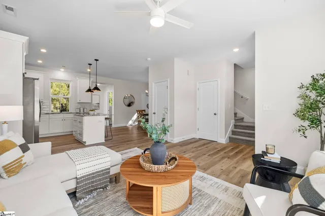 $309,900 | 910 Alexander Road, Greer, SC 29650