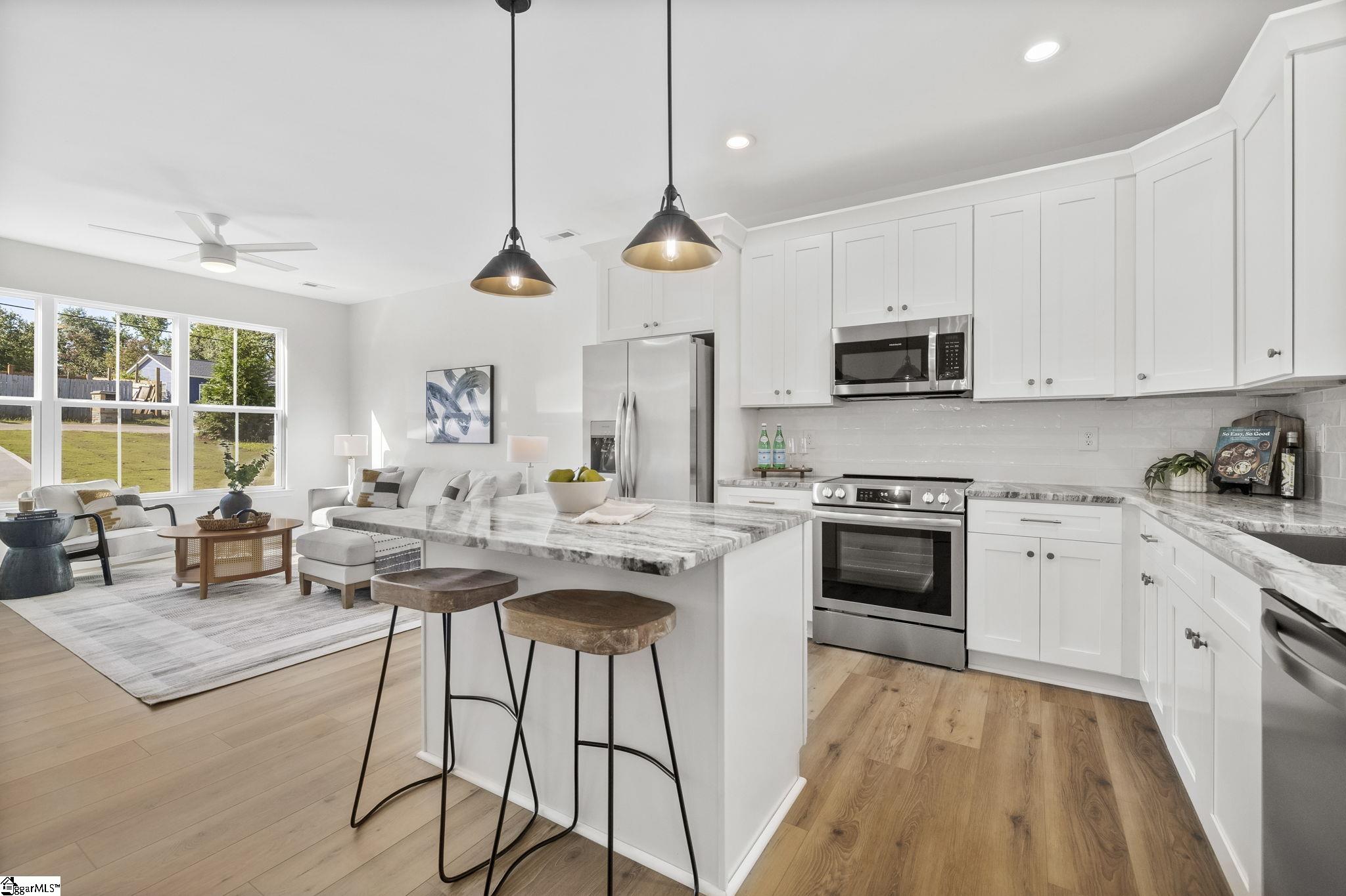 910 Alexander Road Greer, SC 29650 - Photo 7 of 22