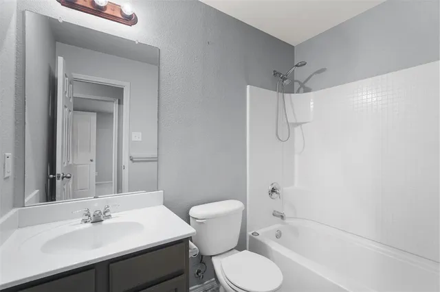 $1,995 | 2509 Saddlehorn Drive, Little Elm, TX 75068