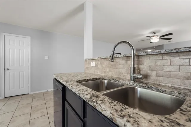 $1,995 | 2509 Saddlehorn Drive, Little Elm, TX 75068