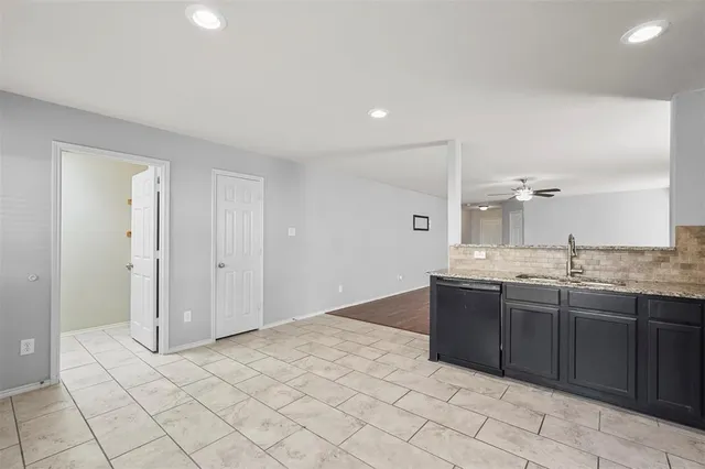 $1,995 | 2509 Saddlehorn Drive, Little Elm, TX 75068