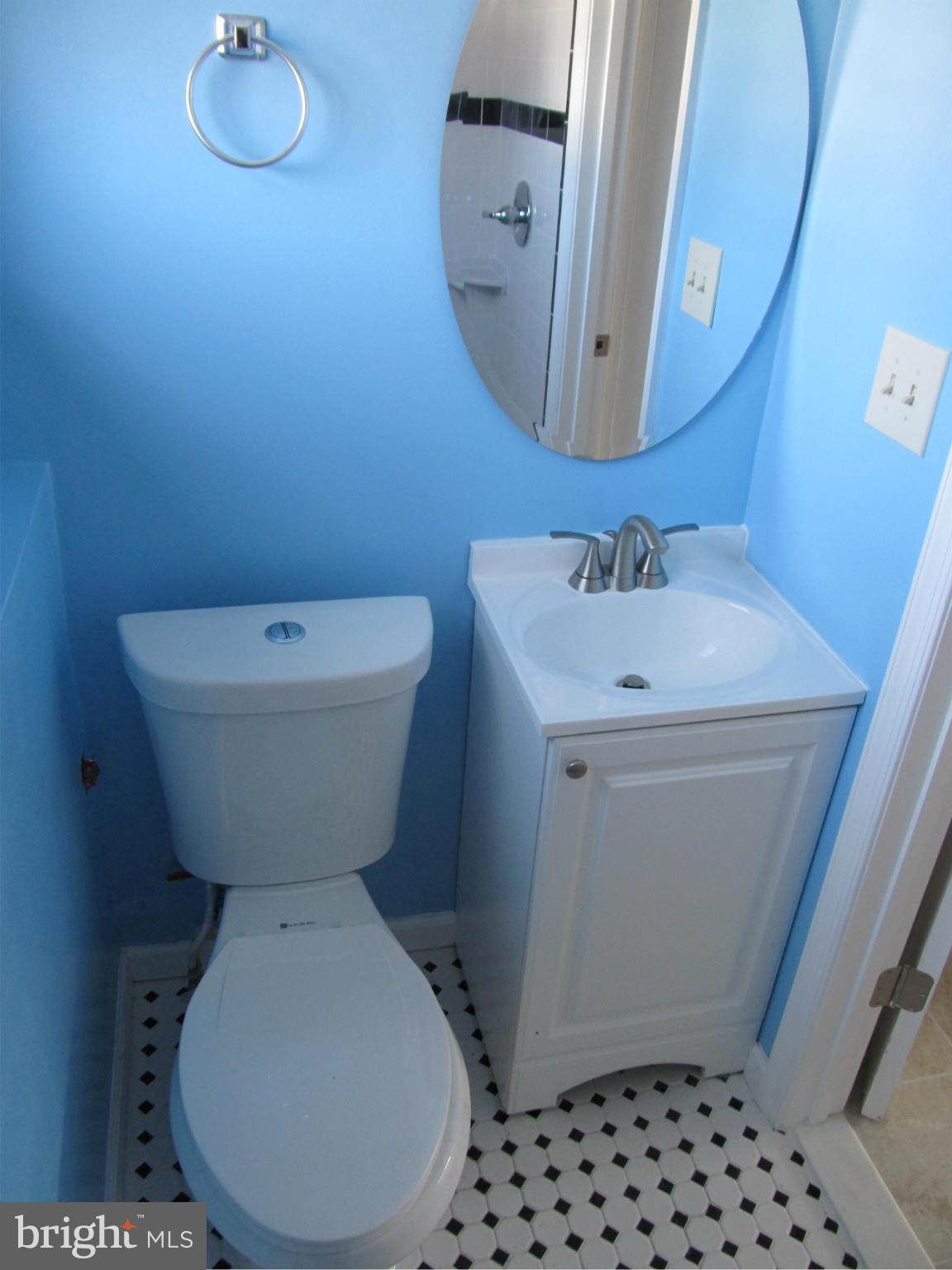 935 Sedgley Road Catonsville, MD 21228 - Photo 12 of 24 Bath