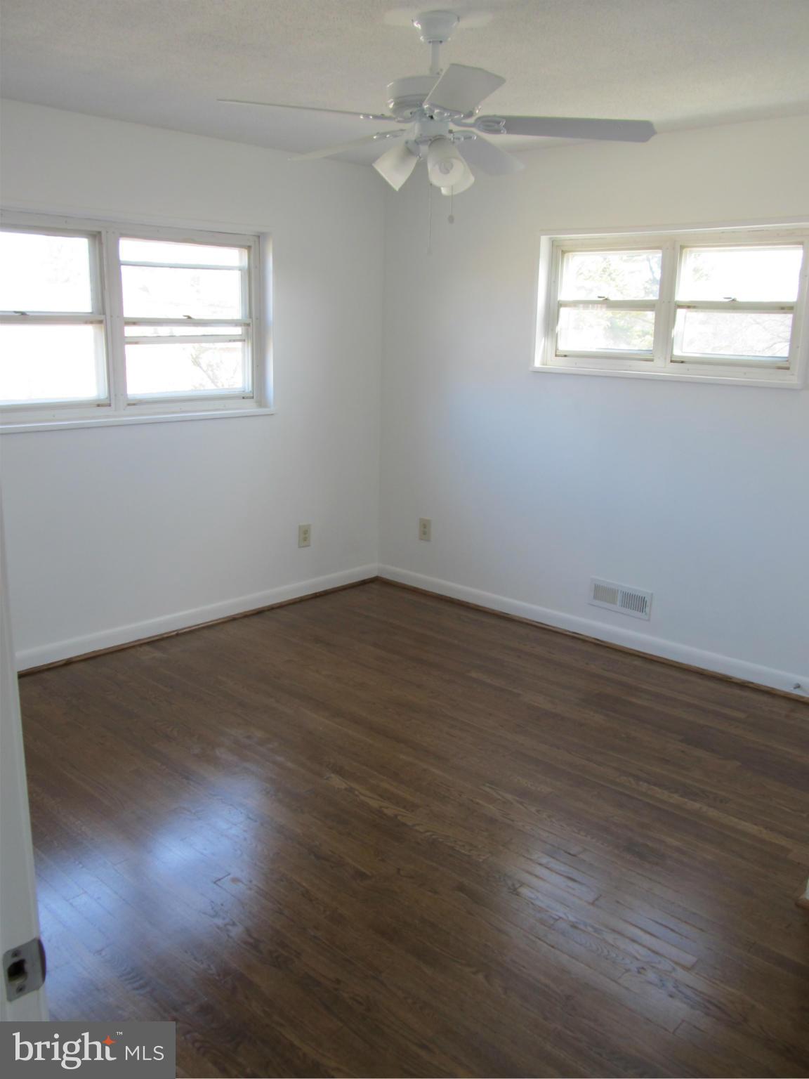 935 Sedgley Road Catonsville, MD 21228 - Photo 19 of 24 Bedroom