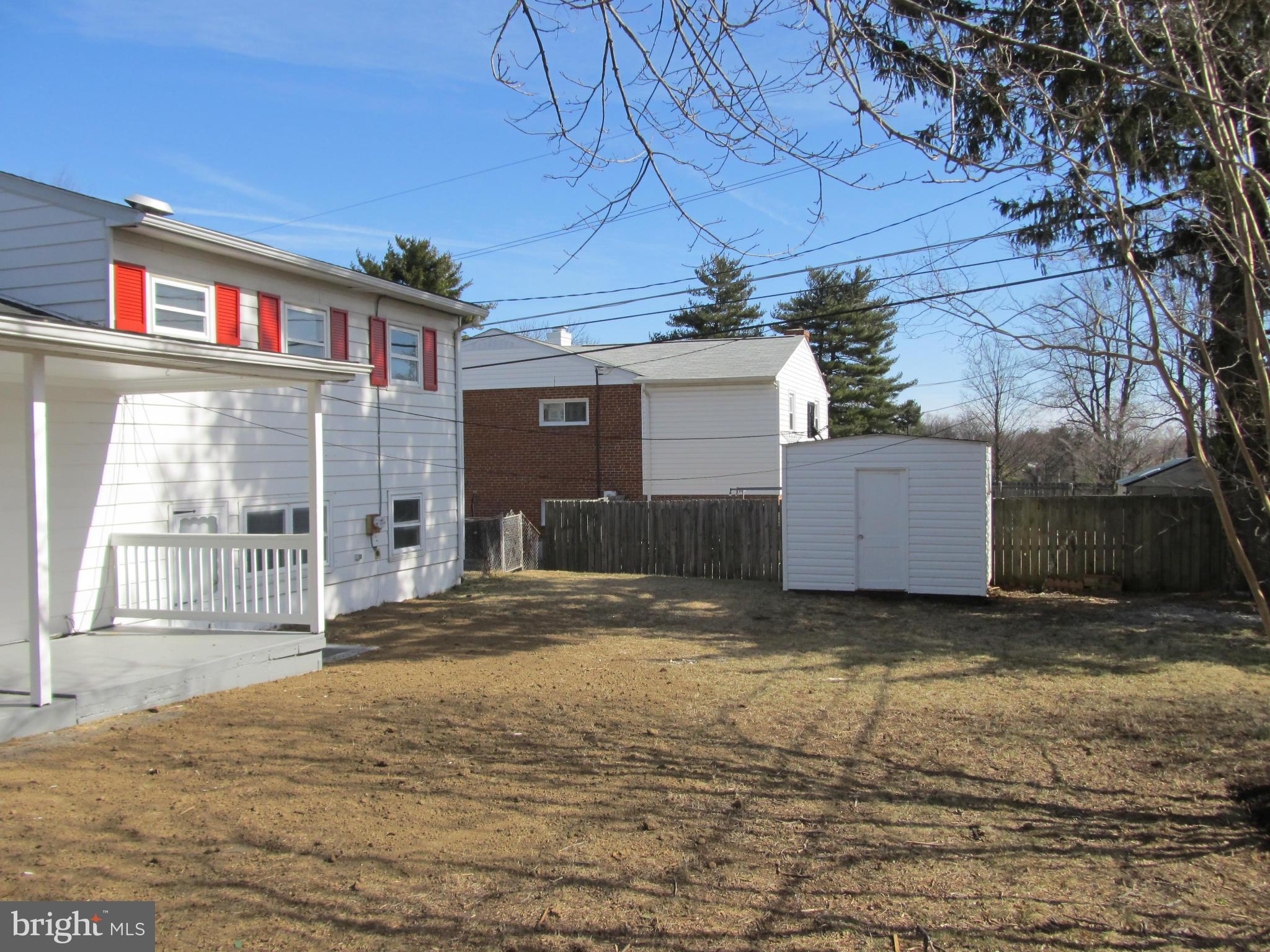 935 Sedgley Road Catonsville, MD 21228 - Photo 22 of 24 Exterior (Rear)