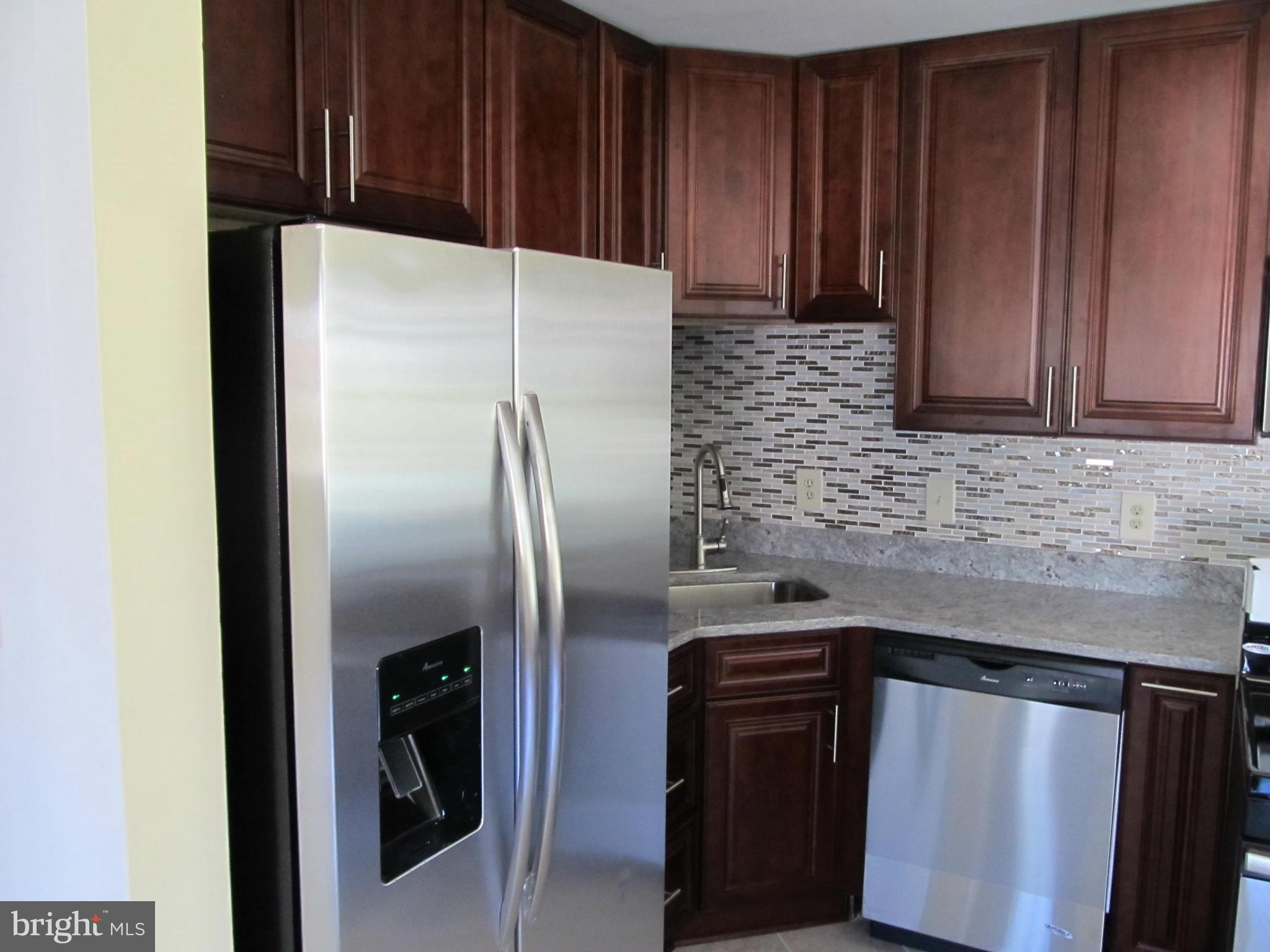 935 Sedgley Road Catonsville, MD 21228 - Photo 5 of 24 Kitchen
