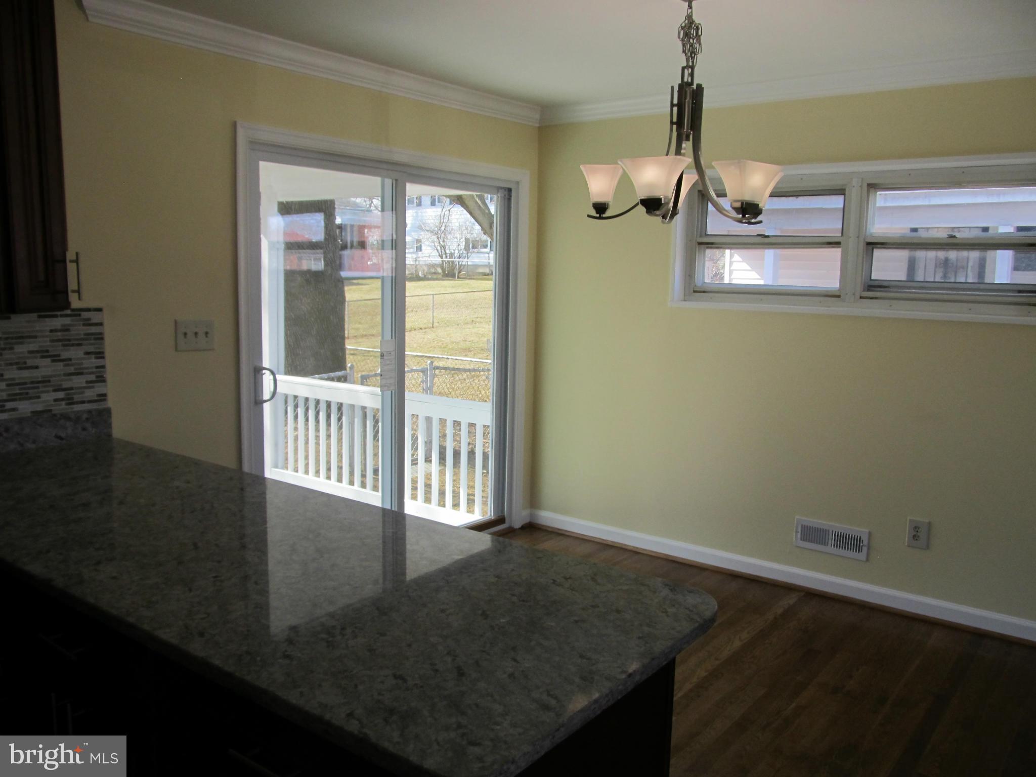 935 Sedgley Road Catonsville, MD 21228 - Photo 6 of 24 Dining Room