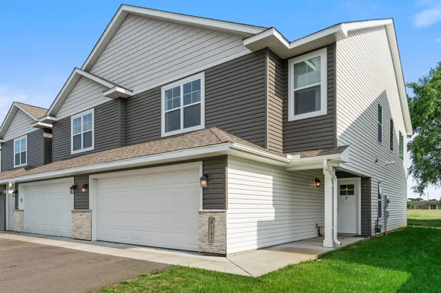 $275,000 | 4142 228th Avenue Northwest, St. Francis, MN 55070