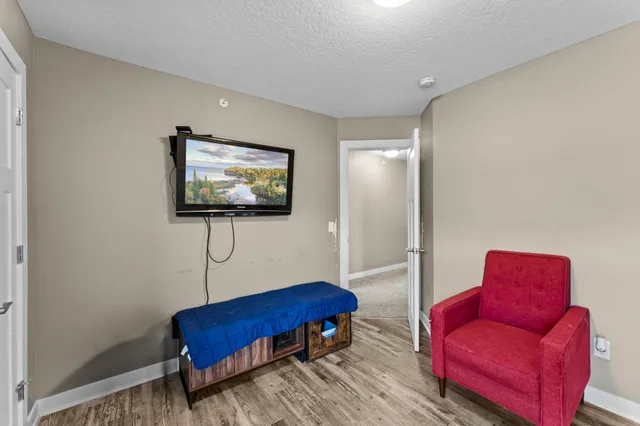 $275,000 | 4142 228th Avenue Northwest, St. Francis, MN 55070