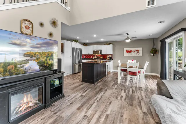 $275,000 | 4142 228th Avenue Northwest, St. Francis, MN 55070