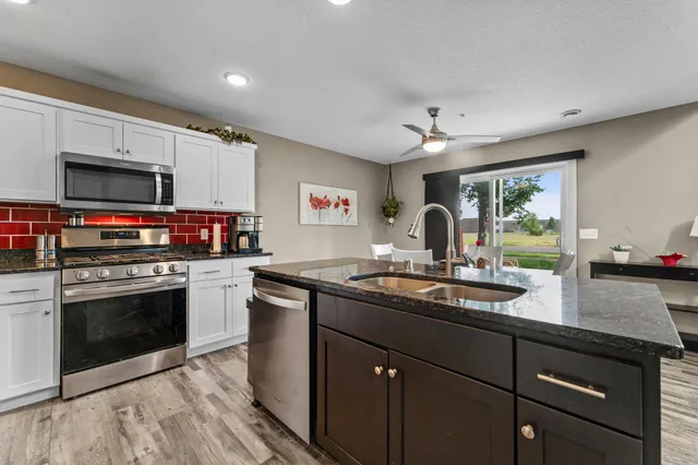 $275,000 | 4142 228th Avenue Northwest, St. Francis, MN 55070