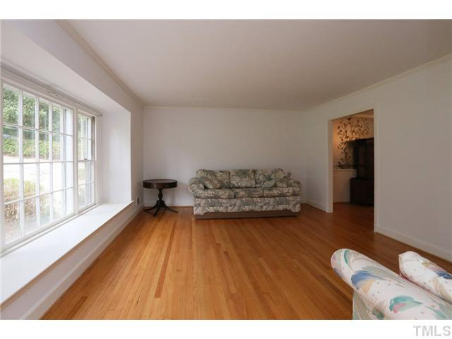 1217 Shelley Road Raleigh, NC 27609 - Photo 11 of 24 Living room