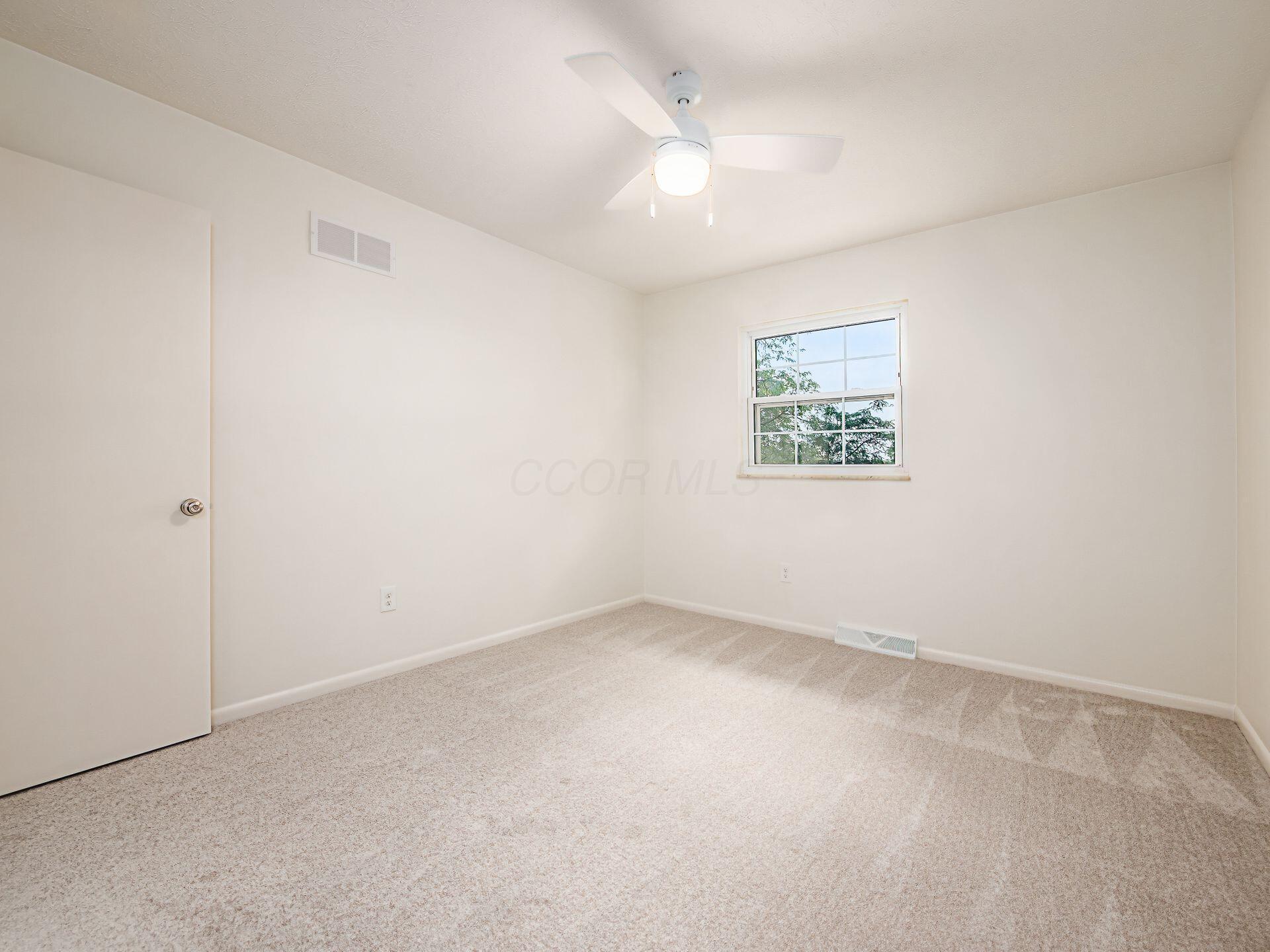 6019 Beechcroft Road Columbus, OH 43229 - Photo 23 of 40 029_2f5_N 6019 Beechcroft 071