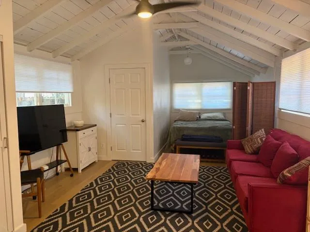 $2,950 | 207 North Montgomery Street, Unit A, Ojai, CA 93023