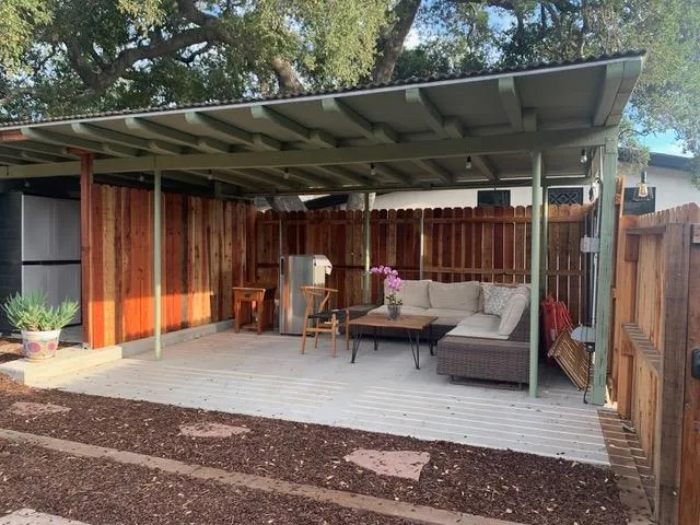 $2,950 | 207 North Montgomery Street, Unit A, Ojai, CA 93023