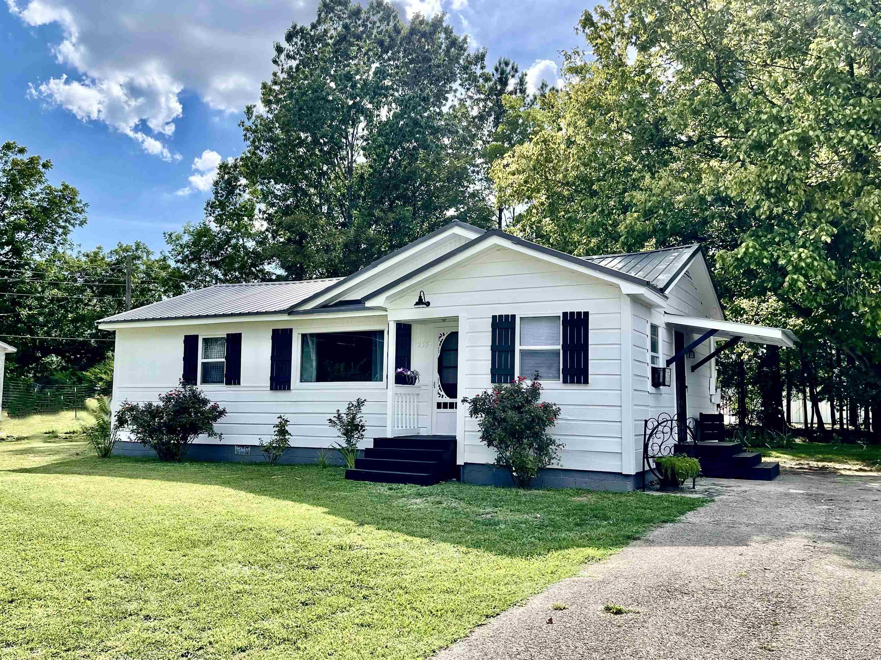 255 Locke Road Somerville, TN 38068 - Photo 2 of 25 Gallery Image 2