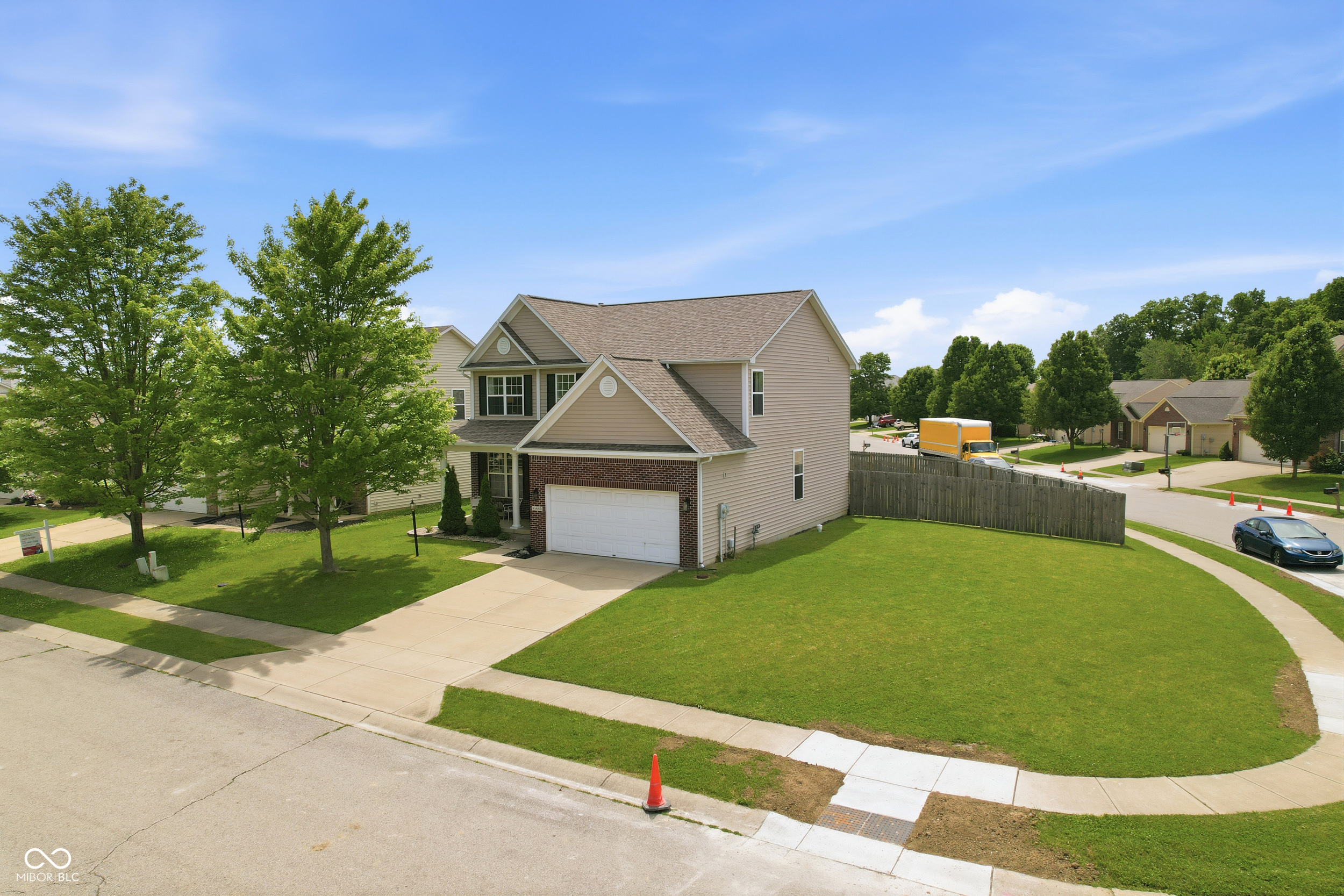 11025 Cool Winds Way Fishers, IN 46037 - Photo 3 of 43