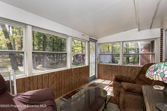 $299,000 | 106 Pumice Court, Milford, PA 18337