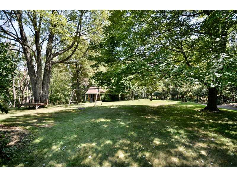 125 Rawlins Run Road Pittsburgh, PA 15238 - Photo 17 of 18 Yard/Garden.