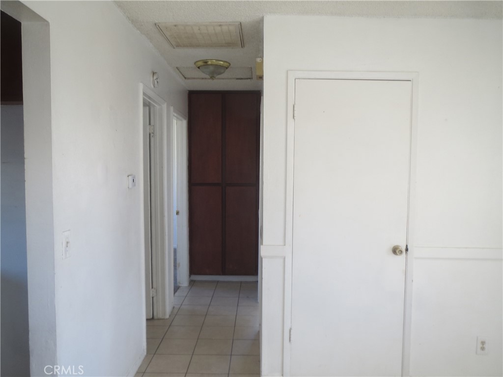 20316 Rimrock Road East, Unit 3 Apple Valley, CA 92307 - Photo 3 of 4