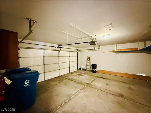 $1,850 | 8008 Exploration Avenue, Las Vegas, NV 89131