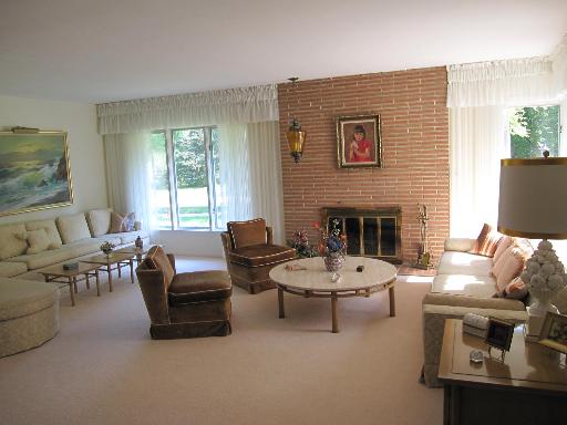210 Fairbank Road Riverside, IL 60546 - Photo 2 of 16