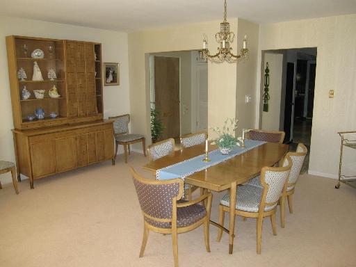 210 Fairbank Road Riverside, IL 60546 - Photo 3 of 16