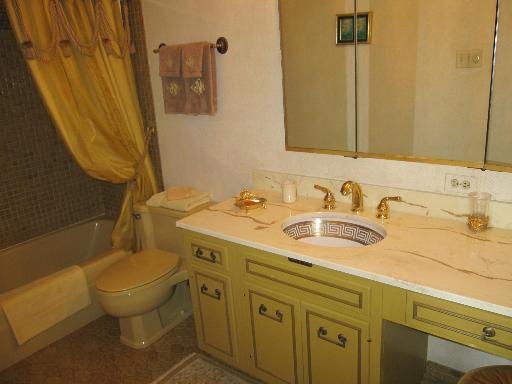 210 Fairbank Road Riverside, IL 60546 - Photo 9 of 16