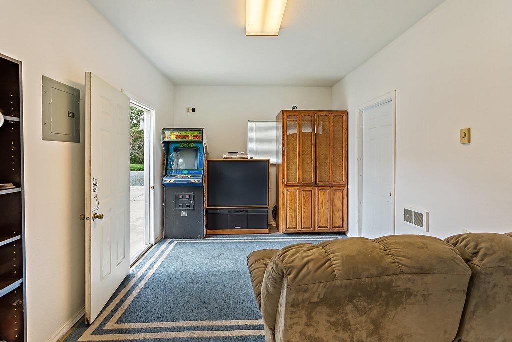 6379 Old Stage Road Central Point, OR 97502 - Photo 30 of 35 Additional Photo