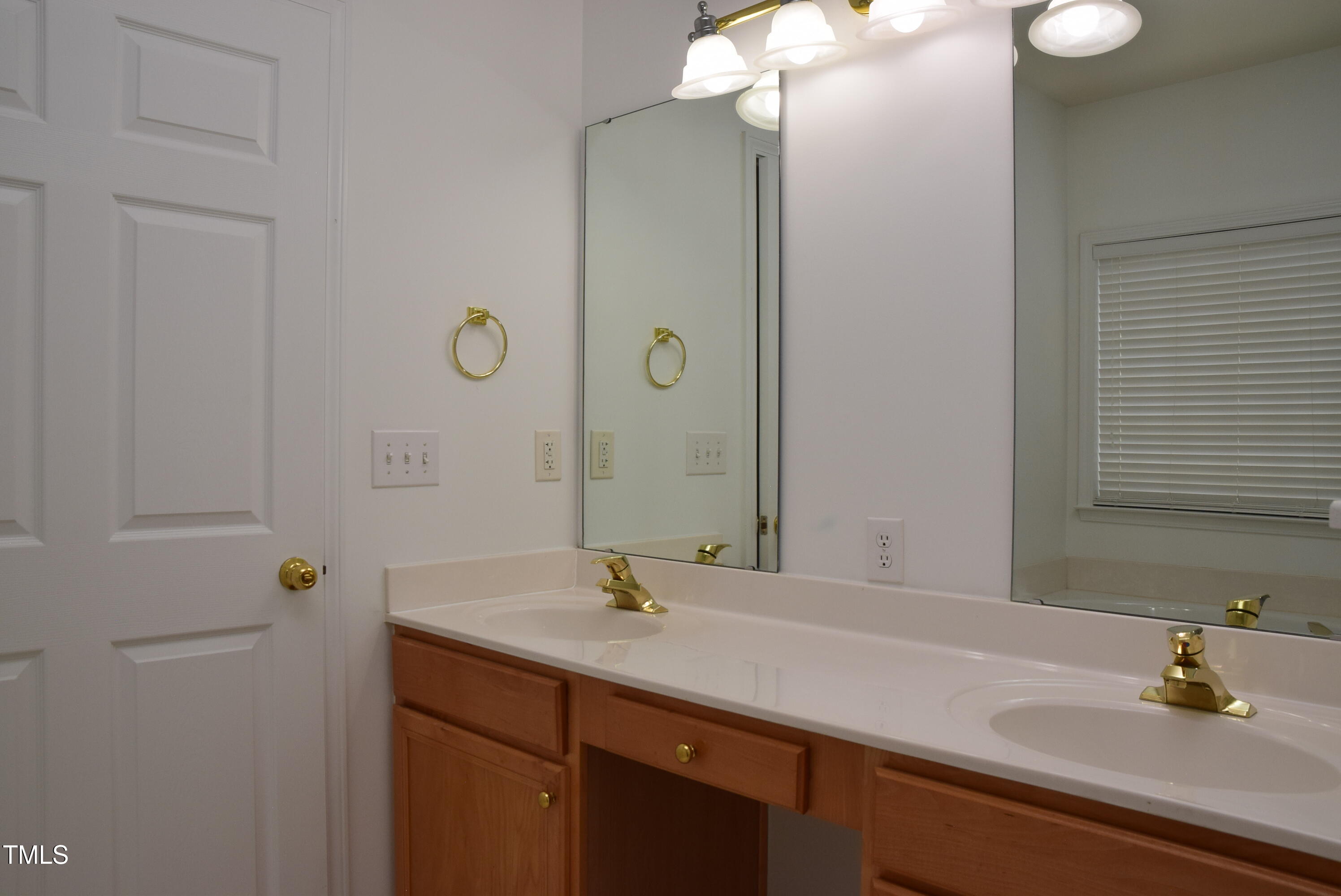 10461 Dapping Drive Raleigh, NC 27614 - Photo 19 of 29 Primary Bath 3