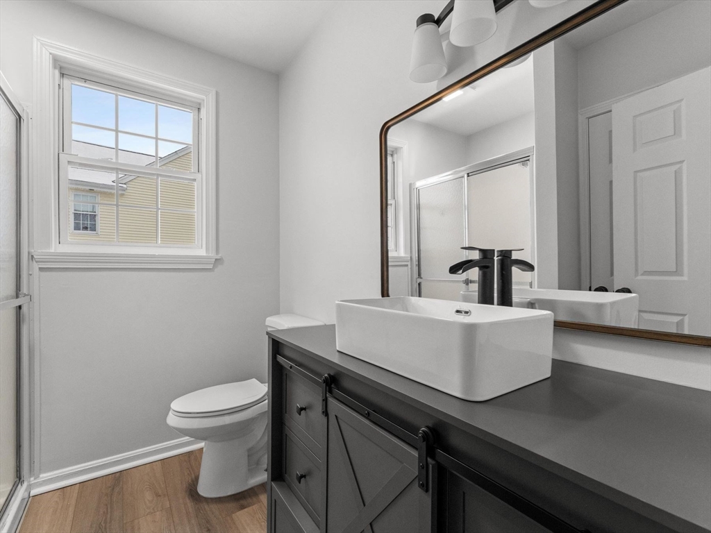 28 Crestview Drive, Unit RHS Westborough, MA 01581 - Photo 17 of 34