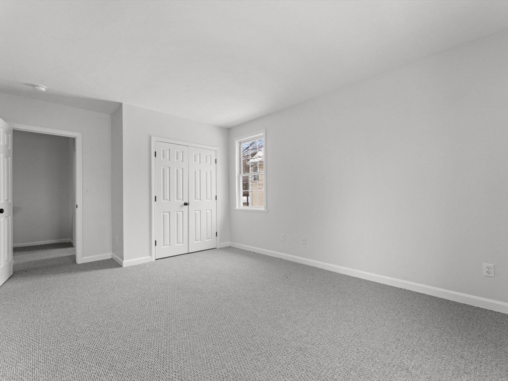 28 Crestview Drive, Unit RHS Westborough, MA 01581 - Photo 20 of 34