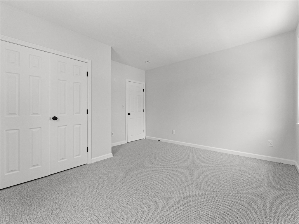 28 Crestview Drive, Unit RHS Westborough, MA 01581 - Photo 24 of 34