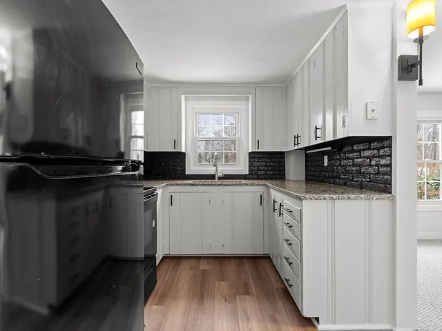 $2,650 | 28 Crestview Drive, Unit RHS, Westborough, MA 01581