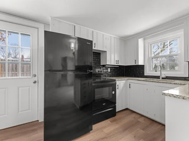 $2,650 | 28 Crestview Drive, Unit RHS, Westborough, MA 01581