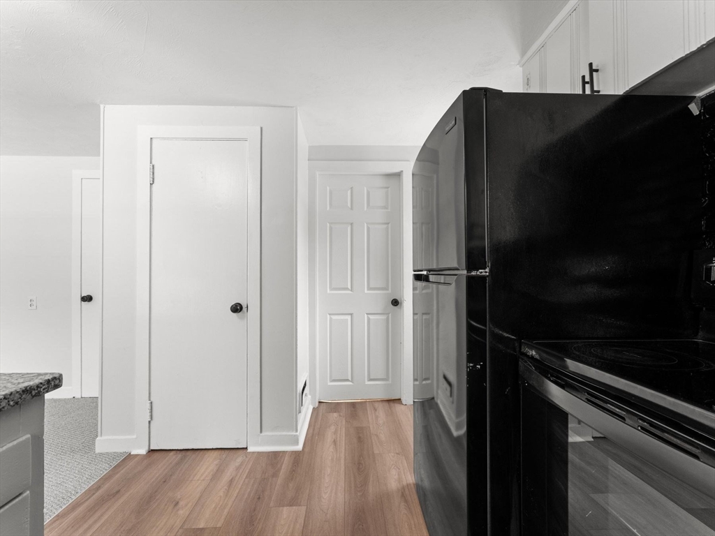 28 Crestview Drive, Unit RHS Westborough, MA 01581 - Photo 9 of 34