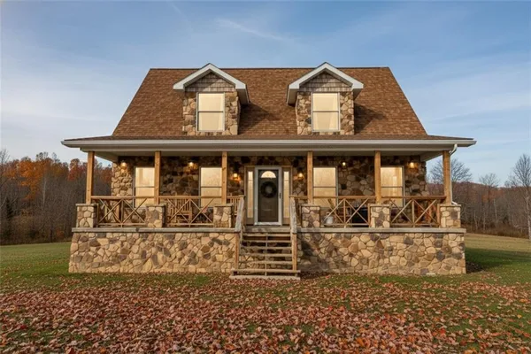 $780,000 | 109 Holbert Stretch, Dilliner, PA 15327