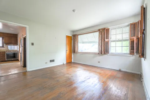 $299,000 | 1928 North 72nd Court, Elmwood Park, IL 60707