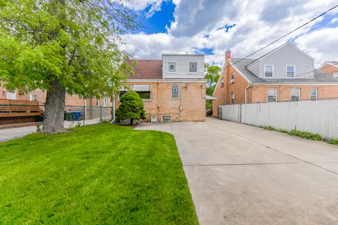 $299,000 | 1928 North 72nd Court, Elmwood Park, IL 60707