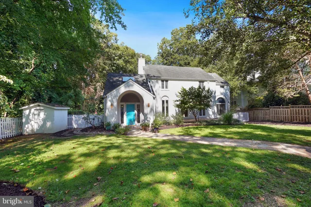 $1,749,999 | 7105 Wilson Lane, Bethesda, MD 20817