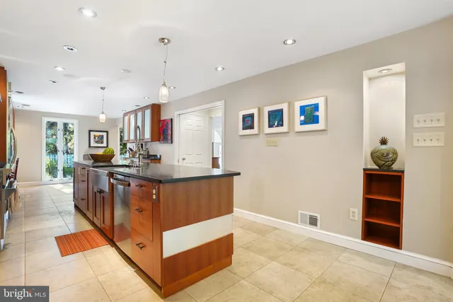 $1,749,999 | 7105 Wilson Lane, Bethesda, MD 20817