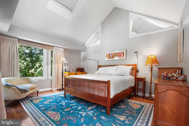 $1,749,999 | 7105 Wilson Lane, Bethesda, MD 20817