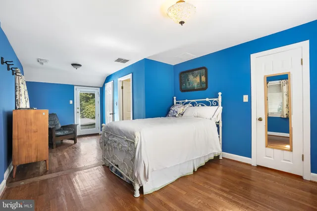 $1,749,999 | 7105 Wilson Lane, Bethesda, MD 20817