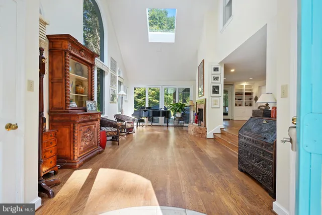 $1,749,999 | 7105 Wilson Lane, Bethesda, MD 20817